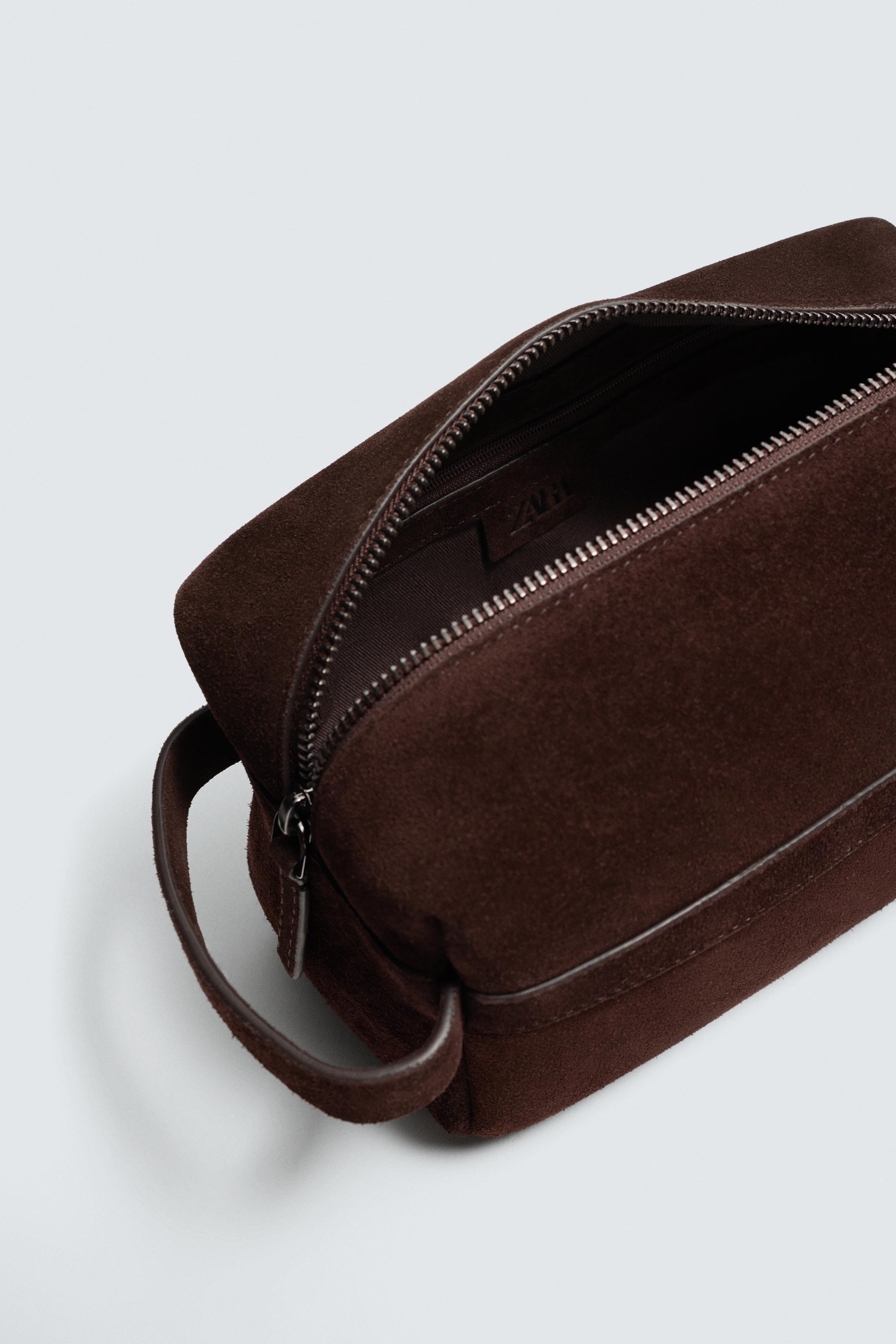 TROUSSE DE TOILETTE EN CUIR